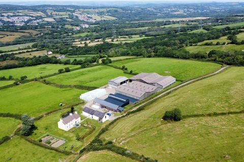 3 bedroom farm house for sale, Sylen Road, Pontyberem, SA15