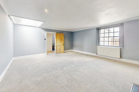 2 bedroom flat for sale, Lansdown Place, Cheltenham