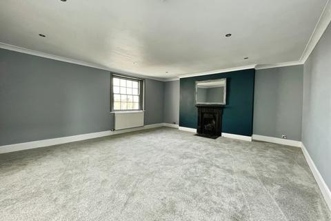 2 bedroom flat for sale, Lansdown Place, Cheltenham