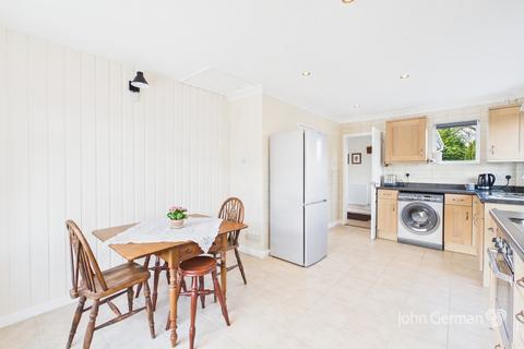 3 bedroom detached bungalow for sale, Newton Road, Winshill