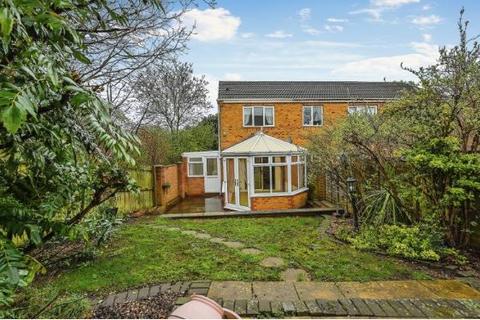 2 bedroom house to rent, Fremantle Drive, Cannock, WS12