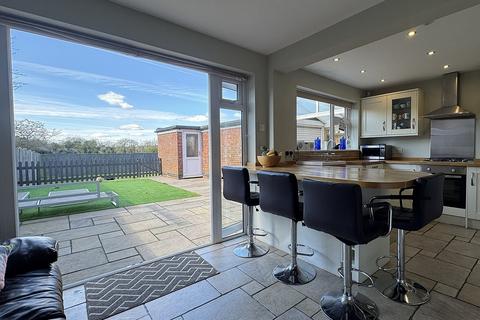 3 bedroom detached house for sale, Redbrook Crescent, Melton Mowbray