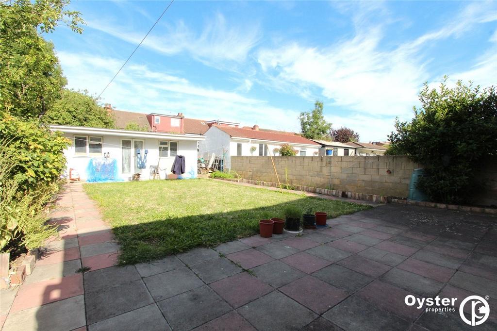 House in London, London Borough of Brent - View 5