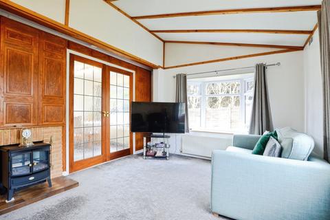3 bedroom park home for sale, Bower Heath Lane, Harpenden