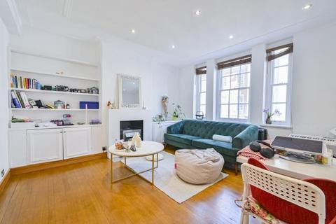2 bedroom flat for sale, Goodwood Court, Devonshire Street, London, W1W