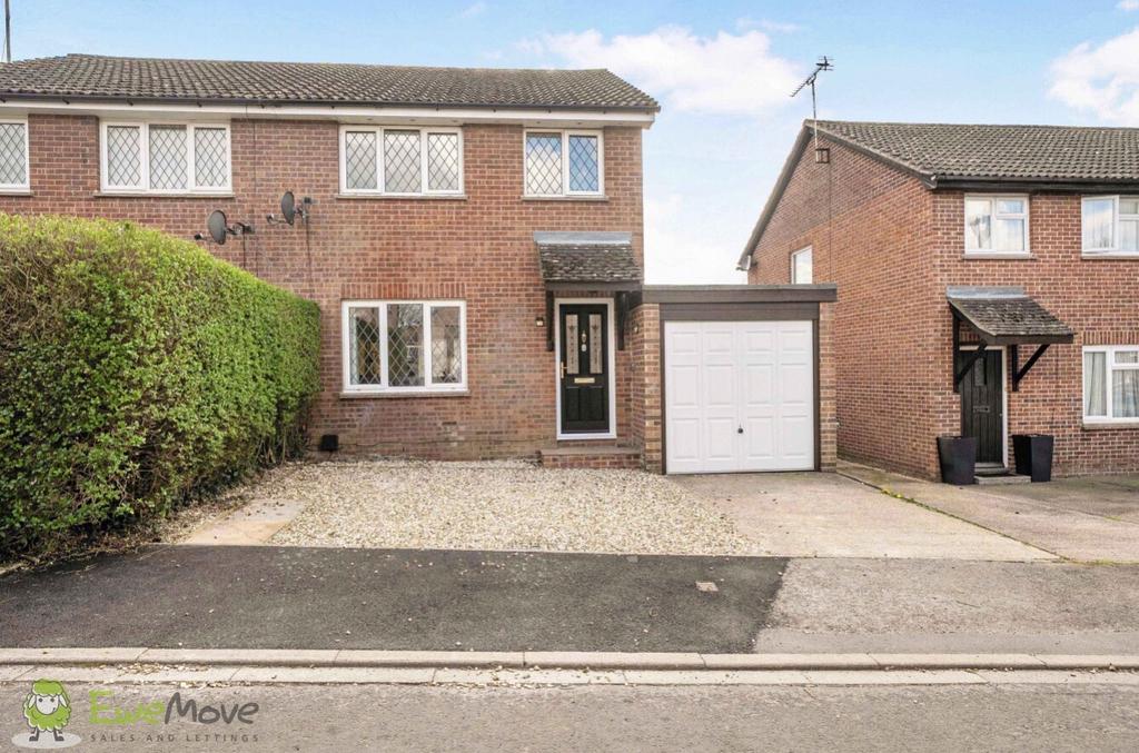 House in Tadley