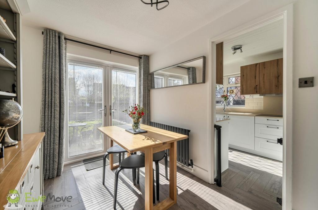 House in Tadley - View 5