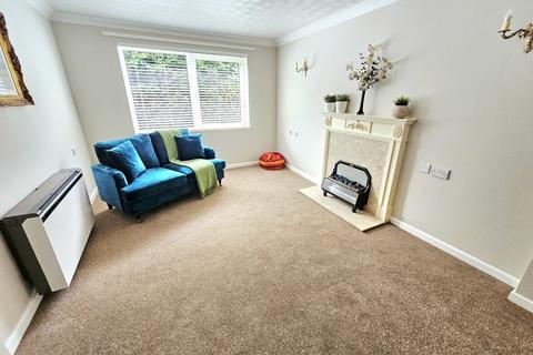 1 bedroom retirement property for sale, Midland Drive, Sutton Coldfield, B72 1TU