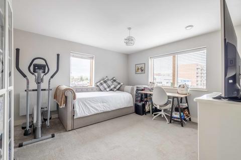 2 bedroom apartment for sale, 40 Stoke Road, Slough