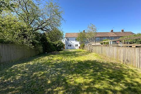 3 bedroom end of terrace house for sale, Hill Rise, Chippenham