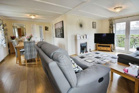 2 bedroom detached bungalow for sale, Mayfield Park, Cirencester, Gloucestershire