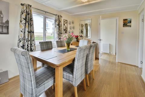 2 bedroom detached bungalow for sale, Mayfield Park, Cirencester, Gloucestershire
