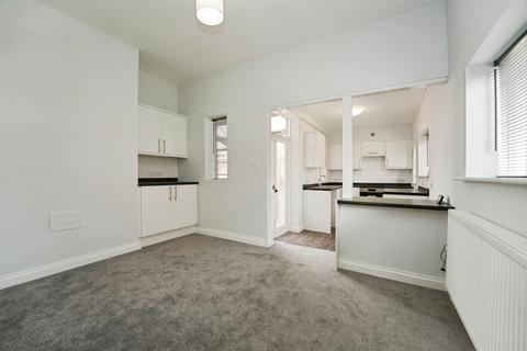 4 bedroom detached house for sale, Hucclecote Road, Brockworth, Gloucester, Gloucestershire, GL3