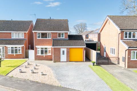 3 bedroom detached house for sale, Lime Close, Ellesmere