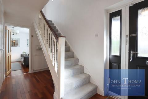 4 bedroom detached house for sale, Emmaus Way, Chigwell IG7