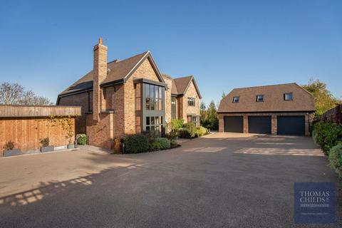 Hammondstreet Road, West Cheshunt EN7