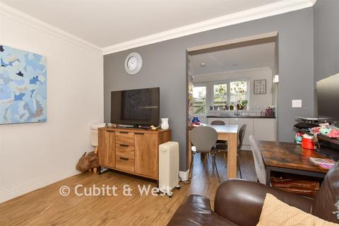 3 bedroom end of terrace house for sale, Mulberry Gardens, Worthing BN12