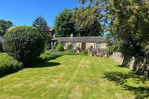 2 bedroom cottage for sale, Sal Royd Road, Bradford BD12