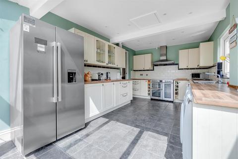 4 bedroom detached house for sale, Wilmington, Honiton