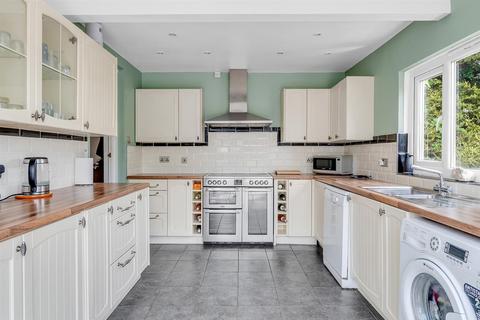 4 bedroom detached house for sale, Wilmington, Honiton