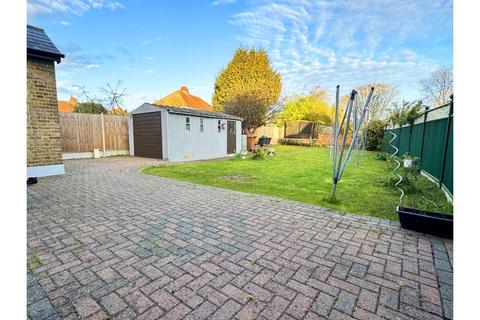 5 bedroom detached house for sale, Erith Road, Bexleyheath, DA7