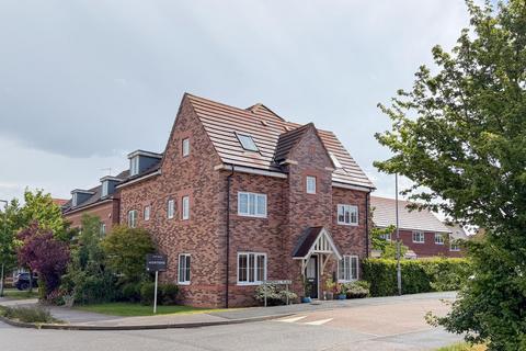4 bedroom semi-detached house for sale, Summerhill Place, Market Harborough, LE16