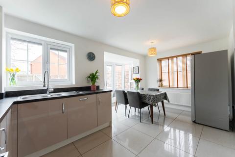 4 bedroom semi-detached house for sale, Summerhill Place, Market Harborough, LE16