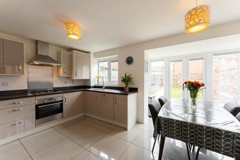 4 bedroom semi-detached house for sale, Summerhill Place, Market Harborough, LE16