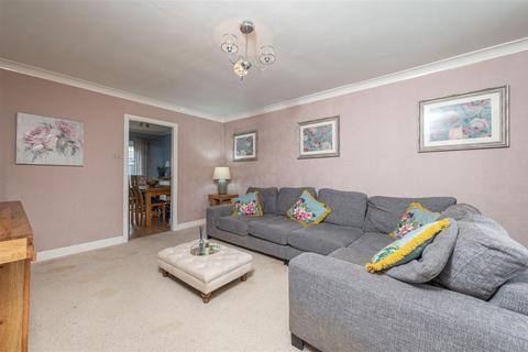 3 bedroom semi-detached house for sale, Caldercroft, Elland