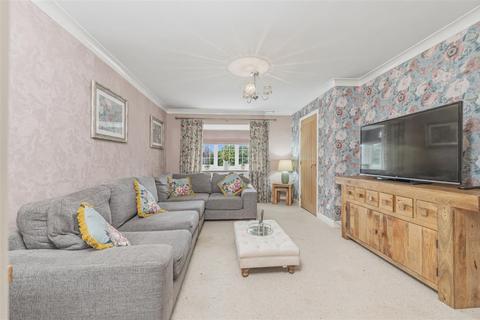 3 bedroom semi-detached house for sale, Caldercroft, Elland