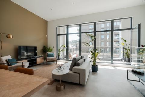 1 bedroom flat to rent, Childers Street, London, SE8