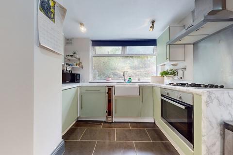 2 bedroom semi-detached house for sale, Busty Bank, Burnopfield, Newcastle Upon Tyne, NE16