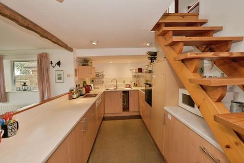 4 bedroom bungalow for sale, Madeira Road, Littlestone, New Romney, Kent, TN28