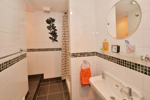 4 bedroom bungalow for sale, Madeira Road, Littlestone, New Romney, Kent, TN28