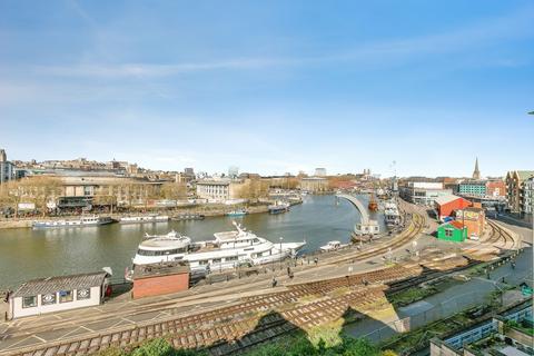 2 bedroom flat for sale, Cumberland Road, Bristol, BS1
