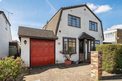 Cambridge Road, Ashford, TW15