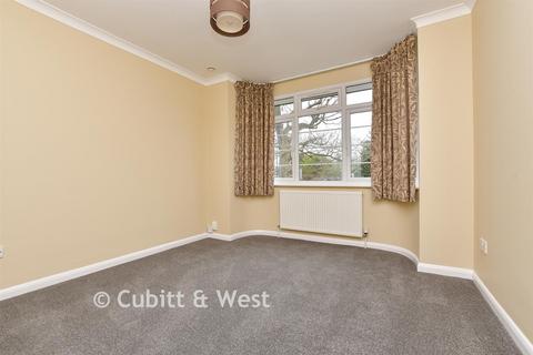 2 bedroom maisonette for sale, Bridle Road, Croydon CR0