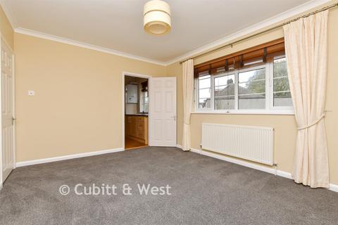 2 bedroom maisonette for sale, Bridle Road, Croydon CR0