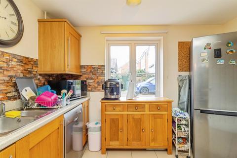 4 bedroom detached house for sale, Sumatra Crescent, Bletchley, Milton Keynes