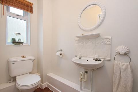3 bedroom terraced house for sale, Ridge Close, London, SE28