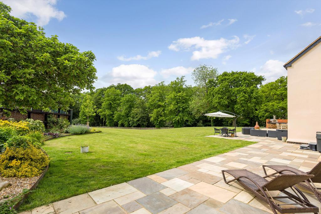 House in Reading - View 4