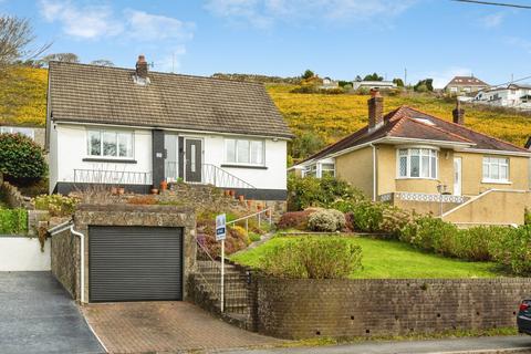 3 bedroom detached house for sale, Gwscwm Road, Carmarthenshire SA16