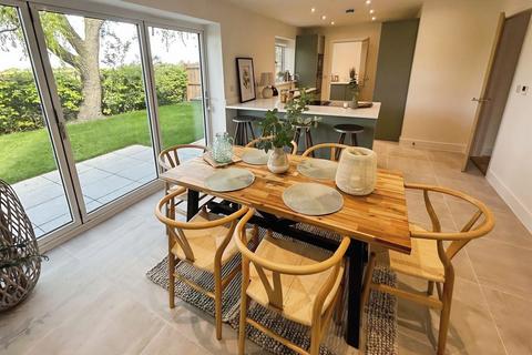 4 bedroom detached house for sale, Derby Road, Draycott, Derby