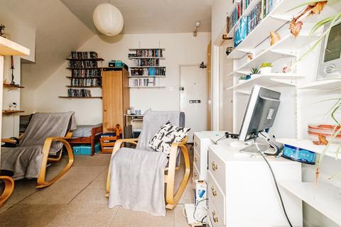 Studio for sale, Cromwell Road, Hove