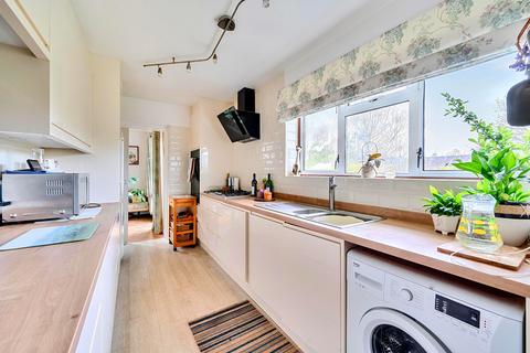 3 bedroom detached bungalow for sale, Springvale Road, Winchester, SO23