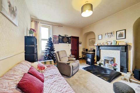 2 bedroom ground floor flat for sale, Trevethick Street, Gateshead, NE8