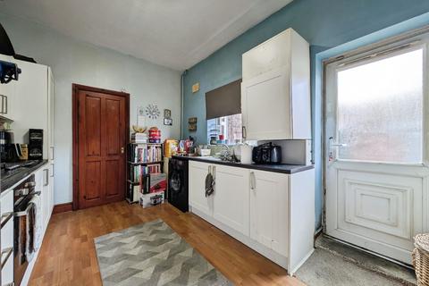 2 bedroom ground floor flat for sale, Trevethick Street, Gateshead, NE8