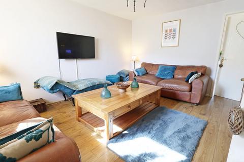 3 bedroom semi-detached house for sale, Clos Ogney, Llantwit Major, CF61