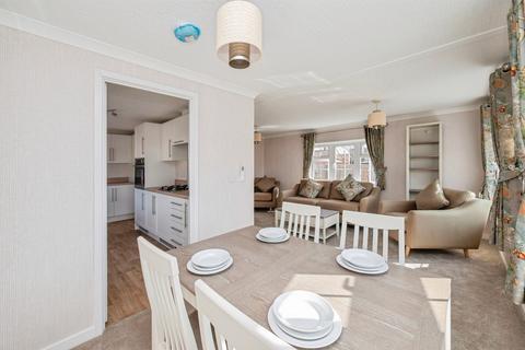 2 bedroom park home for sale, Mill Road, Great Yarmouth