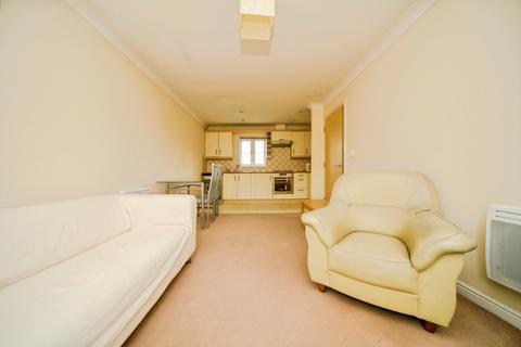 2 bedroom flat for sale, Prentice Way, Ipswich, Suffolk, IP3
